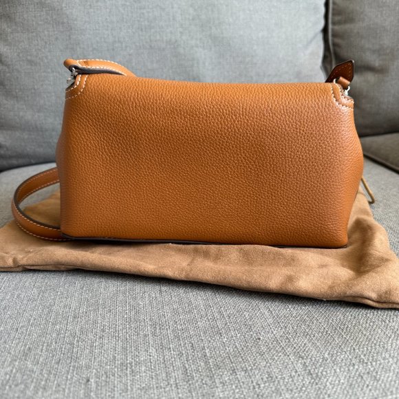 Toteme T-locked brown leather bag - Picture 8 of 12